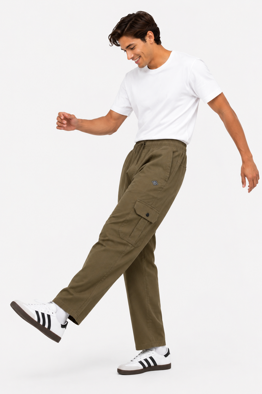 Men’s Relaxed-Fit Linen Cargo Pants-Olive Brown